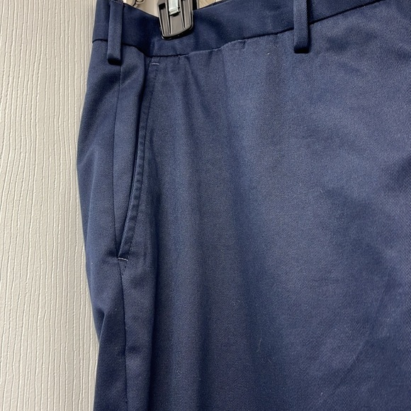 Land’s End Men’s Tailored Fit Navy Blue Chino Pants - Picture 5 of 12